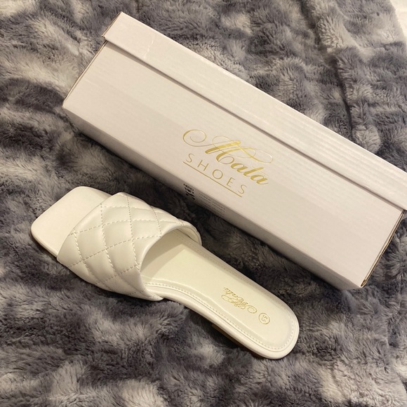 Mata Square Toe Sandal - Picture 1 of 2